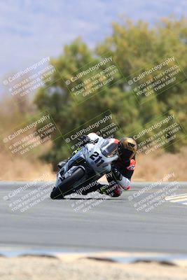 media/May-15-2022-SoCal Trackdays (Sun) [[33a09aef31]]/Turn 7 (1145am)/